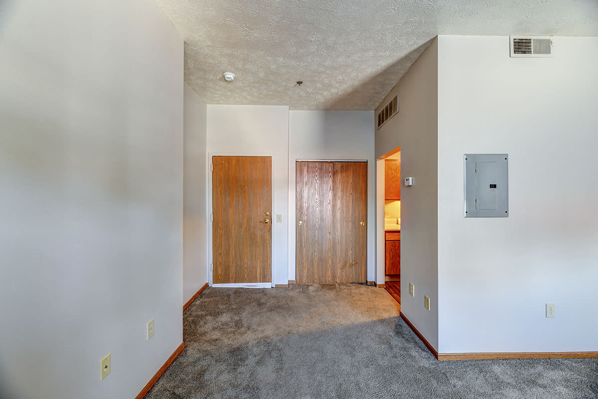 Photos and Video of St. Clairsville Courtyard in St. Clairsville, OH