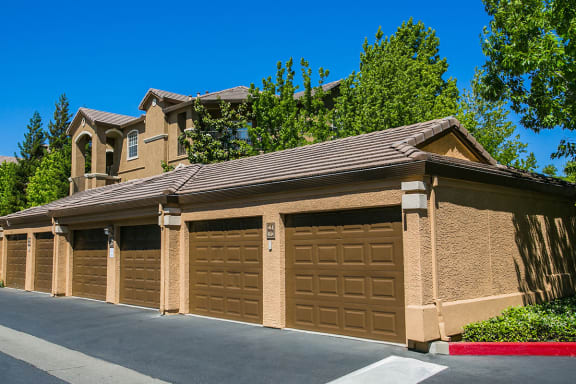 Cordelia Apartments CA with Detached Garages 94534