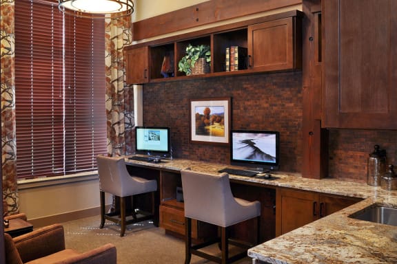 Resident Cyber Cafe at Apartments on Parker Road Englewood Co