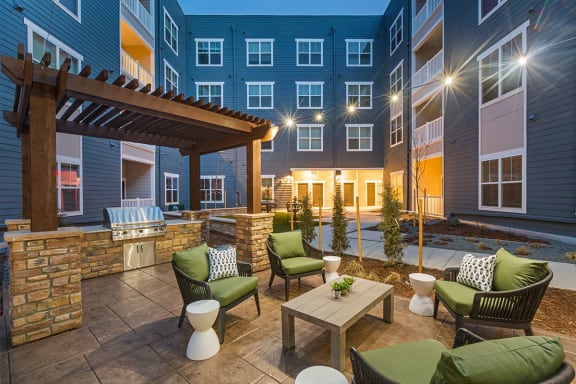 Outdoor BBQ Picnic and Patio at Colorado Springs Apartments near Target
