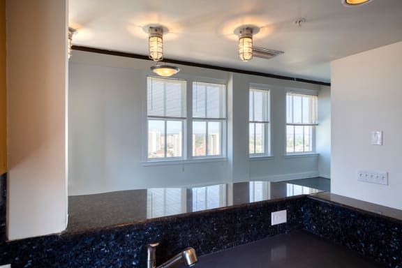 11 East | Luxury Apartments | Jacksonville, FL