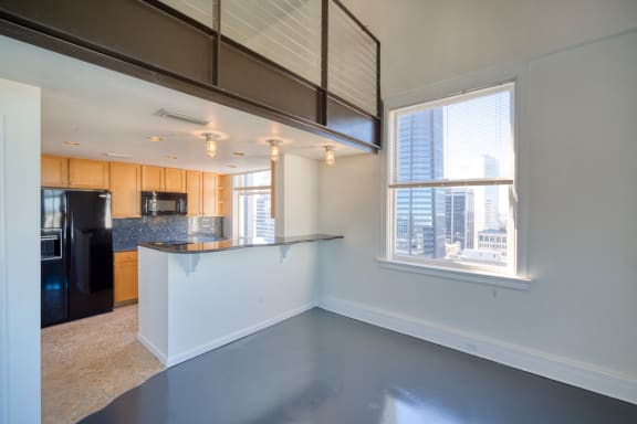 11 East | Luxury Apartments | Jacksonville, FL