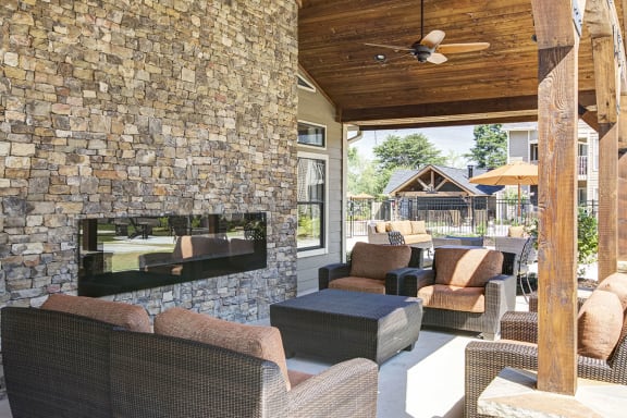 Duluth Apartments on Satellite Blvd with Outdoor Lounge