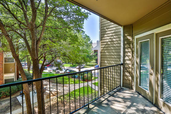 Patio and balcony at apartments Valley Ranch Irving TX