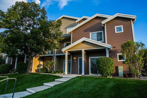 Denver, CO Apartments and Townhomes Available in Green Valley Ranch