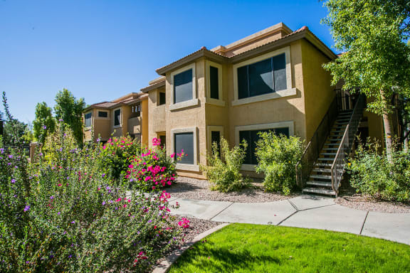 North Tempe Apartments with Non-Smoking