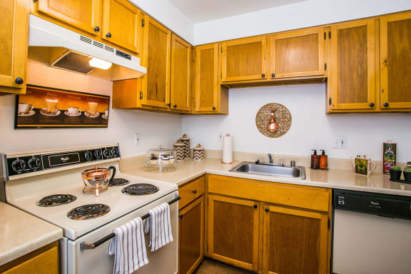 Full Kitchens at ABQ Apartments for Rent