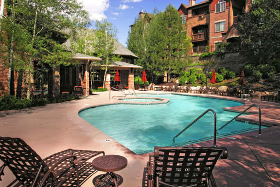 Crystal Clear Swimming Pool and Sundeck at Cottonwood Apartments for Rent in West Valley
