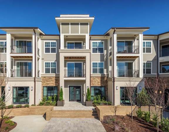 the preserve at ballantyne commons apartments photo #1