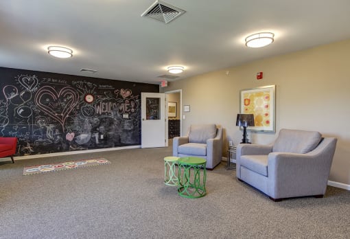 Photos and Video of Viewmont Square Court Senior Living in Hickory NC