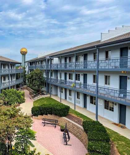 Aerial Courtyard View at Maplehurst Apartments, Tennessee, 37902