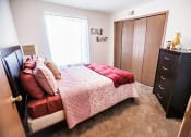 Thumbnail 20 of 25 - Second Bedroom