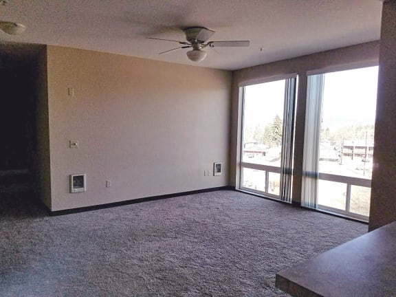 Livingroom with Beautiful windows