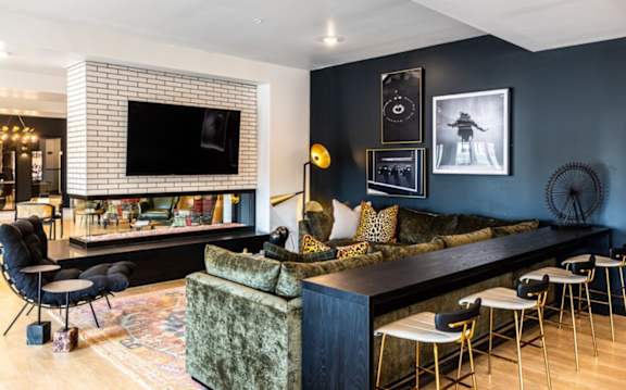Social Lounge With TV at Converge KC Uptown, Missouri, 64111