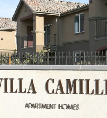 VILLA CAMILLE BANNER ENTRY