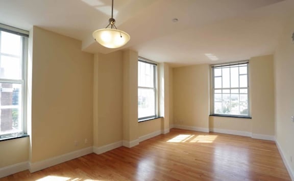 3 bedroom windows