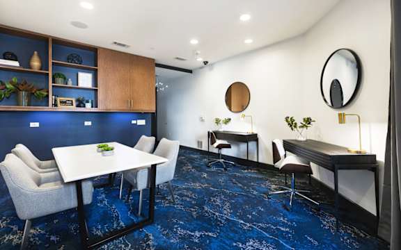 Pressler Business Lounge