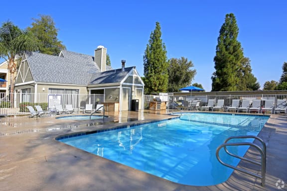 Relaxing spa next to the pool