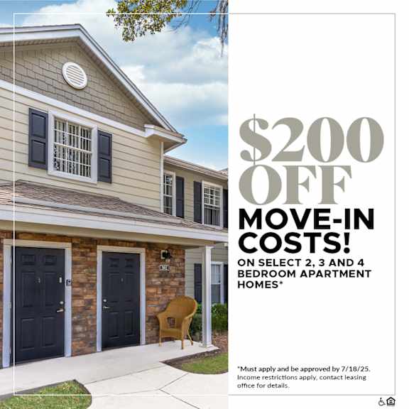 A house with a $200 off move-in costs advertisement.