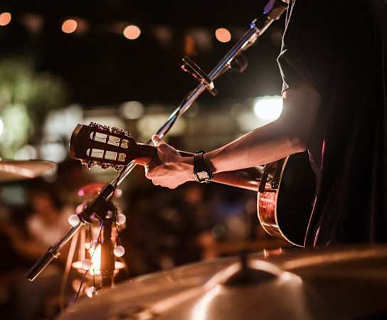 band playing at Museo, Texas, 78759