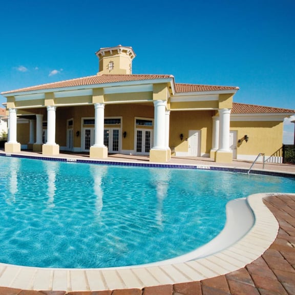 Pool & Amenities Deck