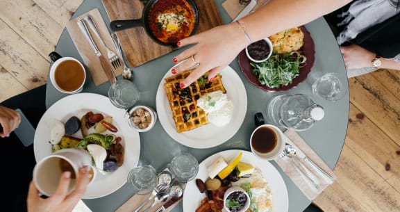 Delicious Brunch Options Nearby
