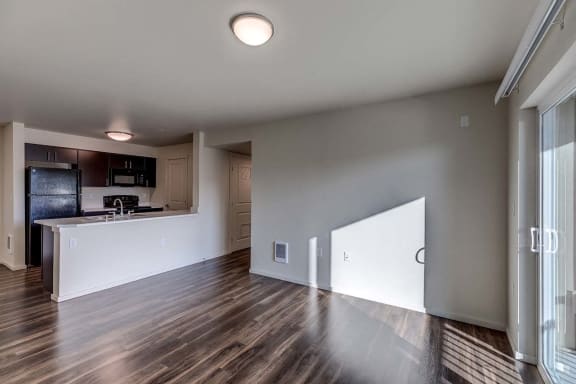  Living Room and Kitchen at GATEWAY BY VINTAGE, Washington, 98387