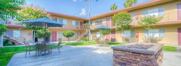 Tuscany Pool at Tuscany Villas Apartments, West Covina