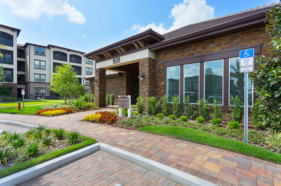 Clubhouse Exterior at The Oasis at Moss Park, Orlando