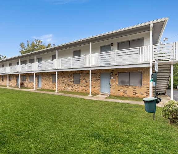 the building in which the motel is located