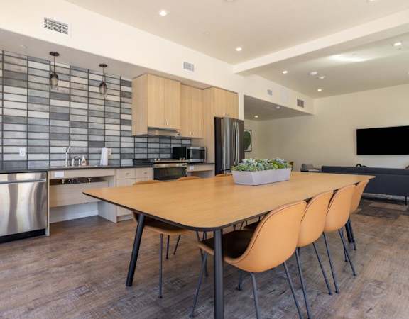 Meritage West Apartments in Boise, Idaho Clubhouse Lounge and Kitchen