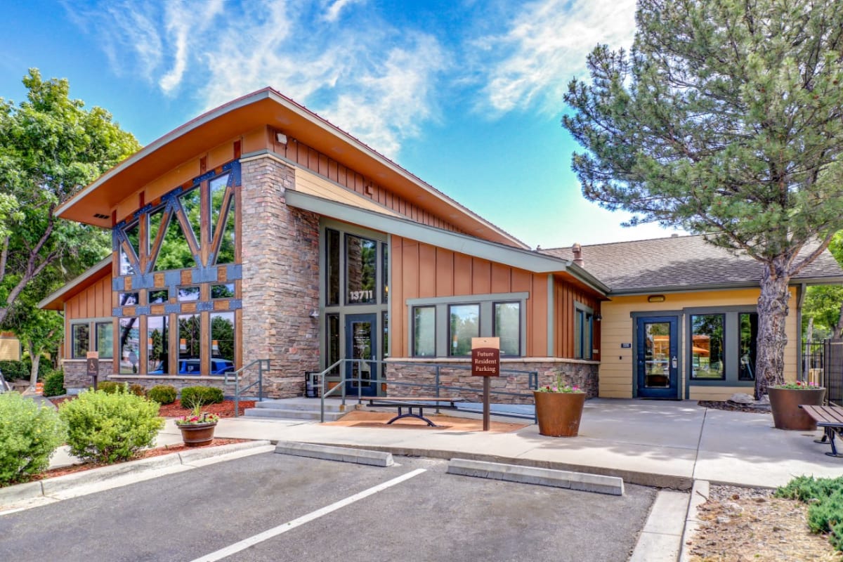 Copper Flats exterior leasing office and parking - Aurora, CO
