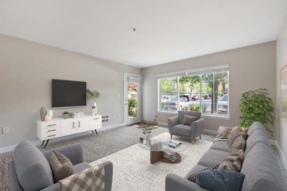 Hanover Apartments Outdoor Hot Tub with Lounge Chairs