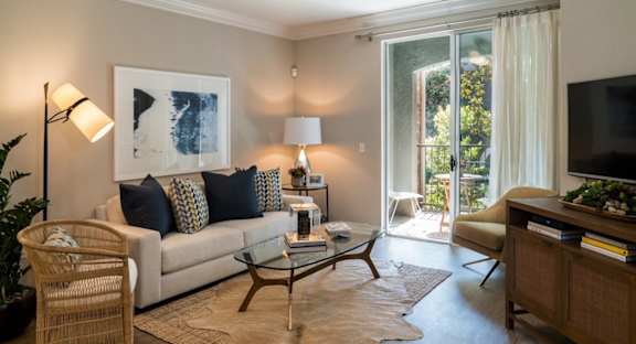 Amerige Pointe Apartment Bedrooms Oversized Bedrooms at Amerige Pointe, Fullerton, California