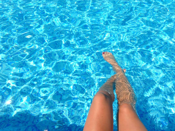 The Alastair Sparking Pool