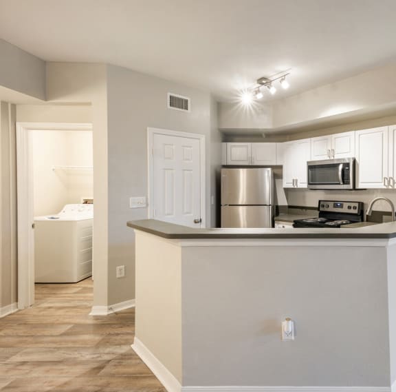 Dining and Kitchen at Windsor Coral Springs, Coral Springs