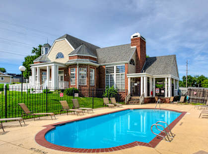 Outdoor Pool and Sundeck