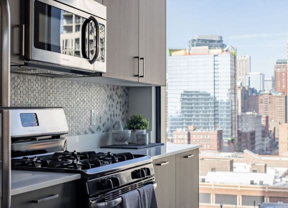 Kitchen Views at One 333, Illinois