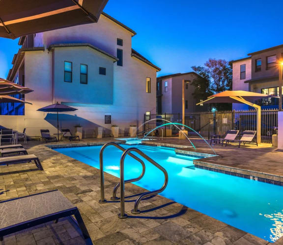 Dolce Villagio Townhomes Apartments in Tempe, AZ