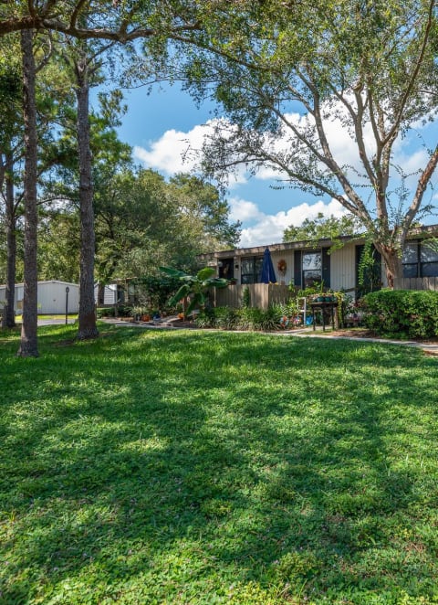 Tanglewood Apartments exterior