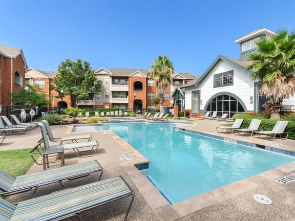 Resort-style pool at Chapel Hill apartments