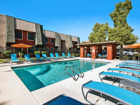 Resort style pool at Saratoga Ridge