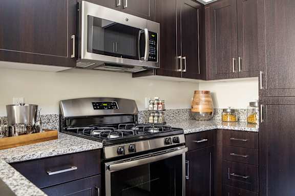 Leasing office at Skye Apartments