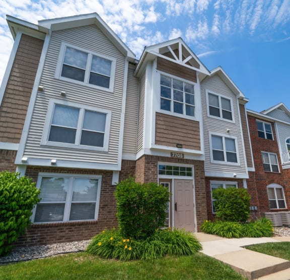 Exterior at Canal 2 Apartments, Lansing, 48917