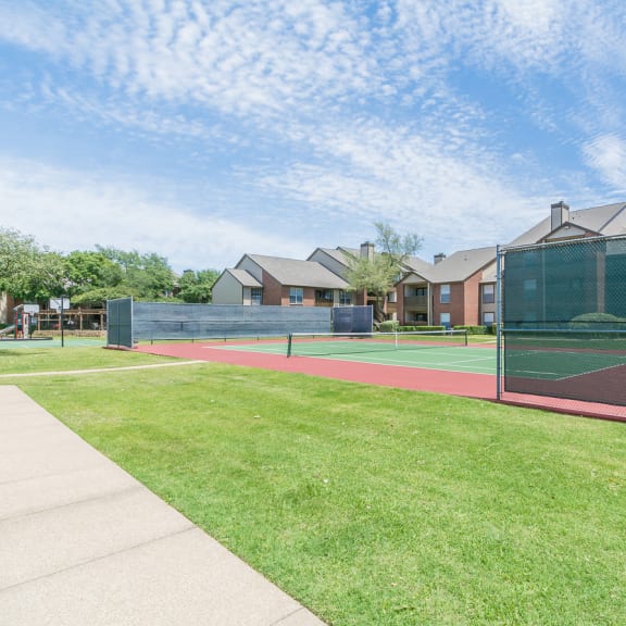 Preston Bend Apartments in Dallas, TX