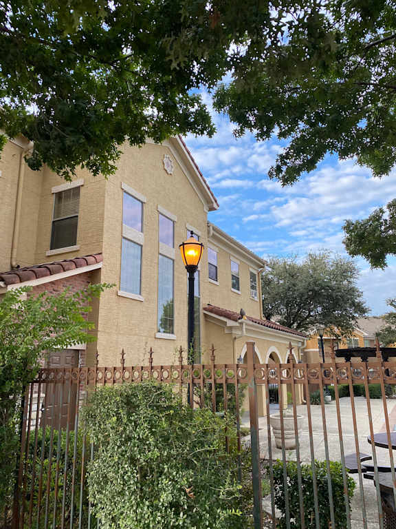 Exterior of building at The Sorento Apartments in San Antonio TX