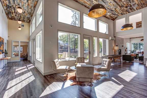 Living and dining at Commons at Redwood Creek Apartments, Beaverton