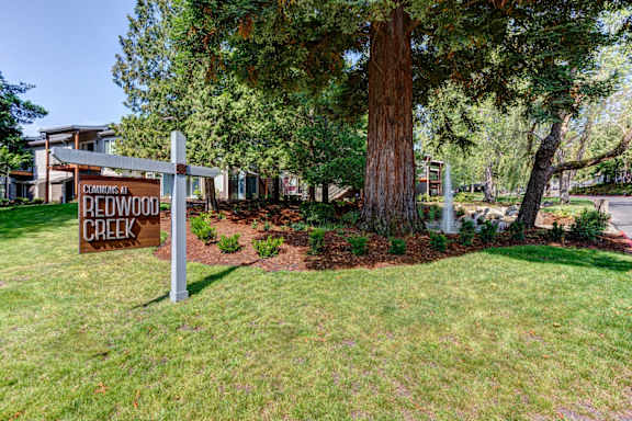 Greenery at Commons at Redwood Creek Apartments, Beaverton, OR, 97008