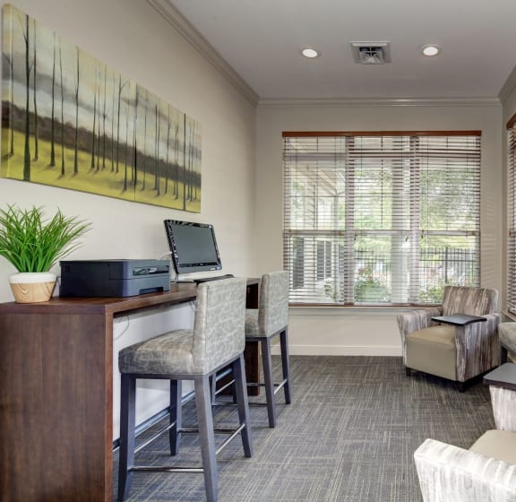 Communal Office Space at Owings park Apartments in Owings Mills MD