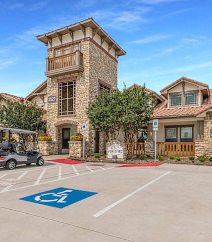 Leasing Center Exteriorat The Portofino 55+ Apartments, Pasadena, TX 77503